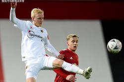 开云平台-索肖遭遇球员伤停潮，面临挑战的简单介绍