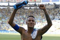 开云体育APP下载-巴西巨星内马尔传因叛逃，荣膺欧洲区足球新王