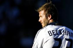 开云体育中国-铁血防线定乾坤，皮克锁死南非尖刀，阿森纳生死战险中取胜