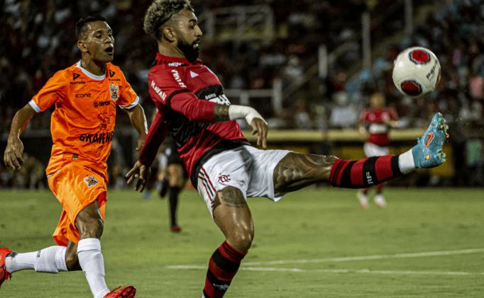 包含数据分析：弗拉门戈历史战绩与本届展望的词条