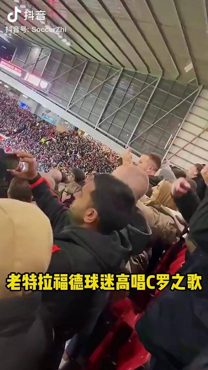 包含德国鏖战莱比锡红牛，C罗完成帽子戏法的词条