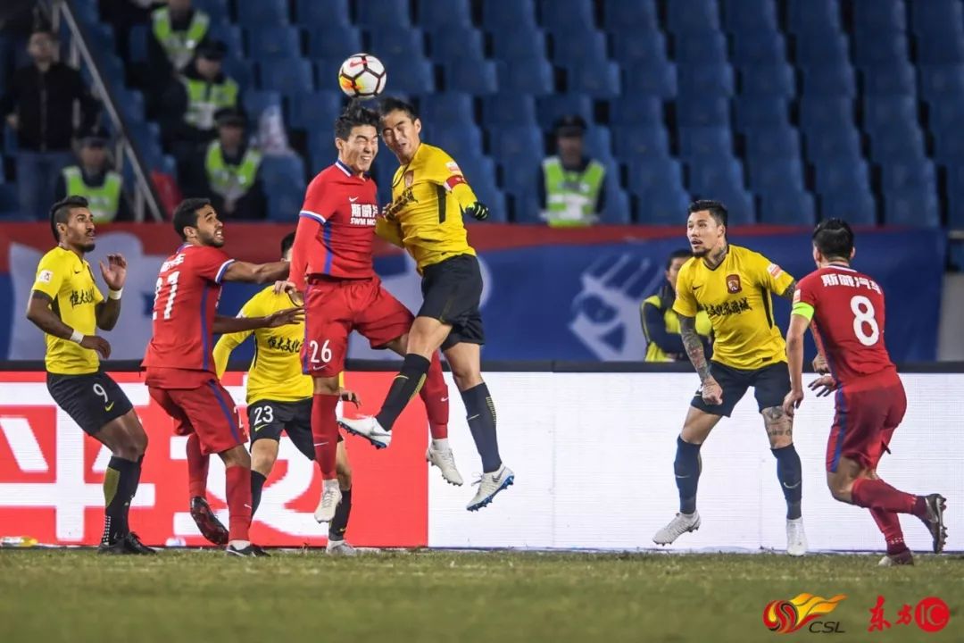 重庆力帆力克上海绿地，全队状态火爆的简单介绍