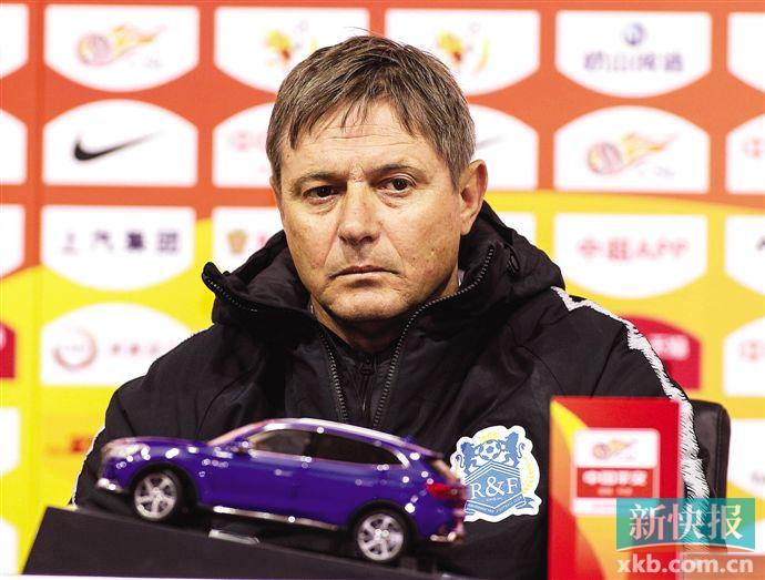 包含广州富力主帅拒绝中排棒世界超排名会谈原因的词条