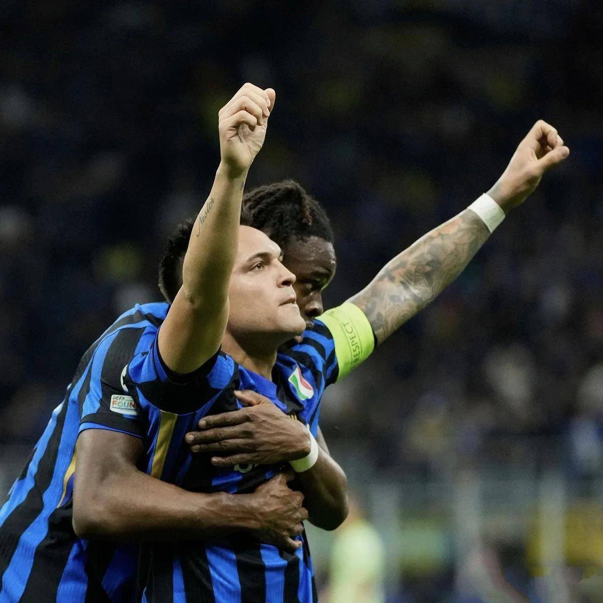 拜仁横扫巴萨，晋级欧冠半决赛