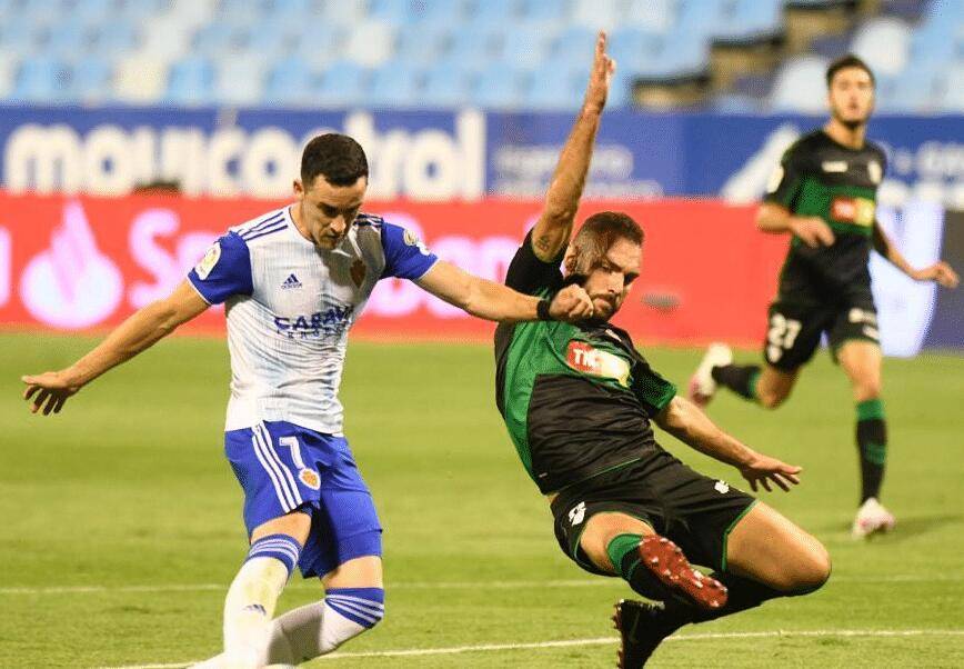 包含赫罗纳防守线稳固限制对手攻势的词条