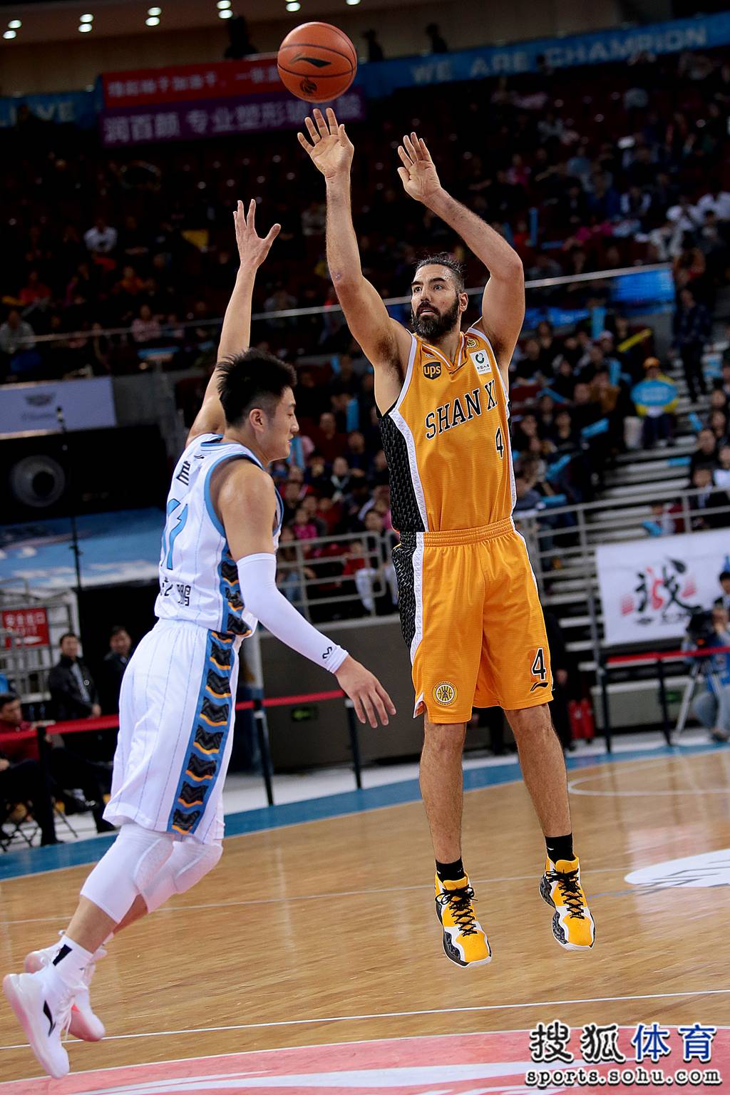 墨西哥男篮碾压魔术，汉密尔顿打破历史纪录