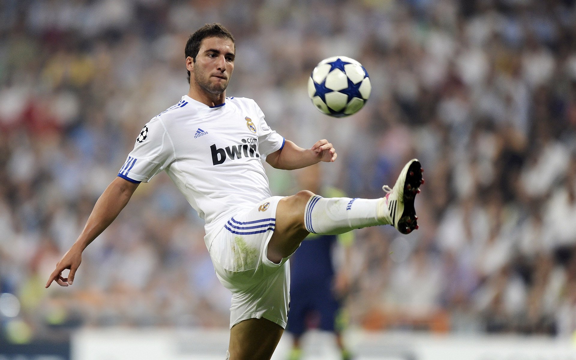 马刺淘汰国王,克莱·汤普森如何从三分射手蜕变为关键先生