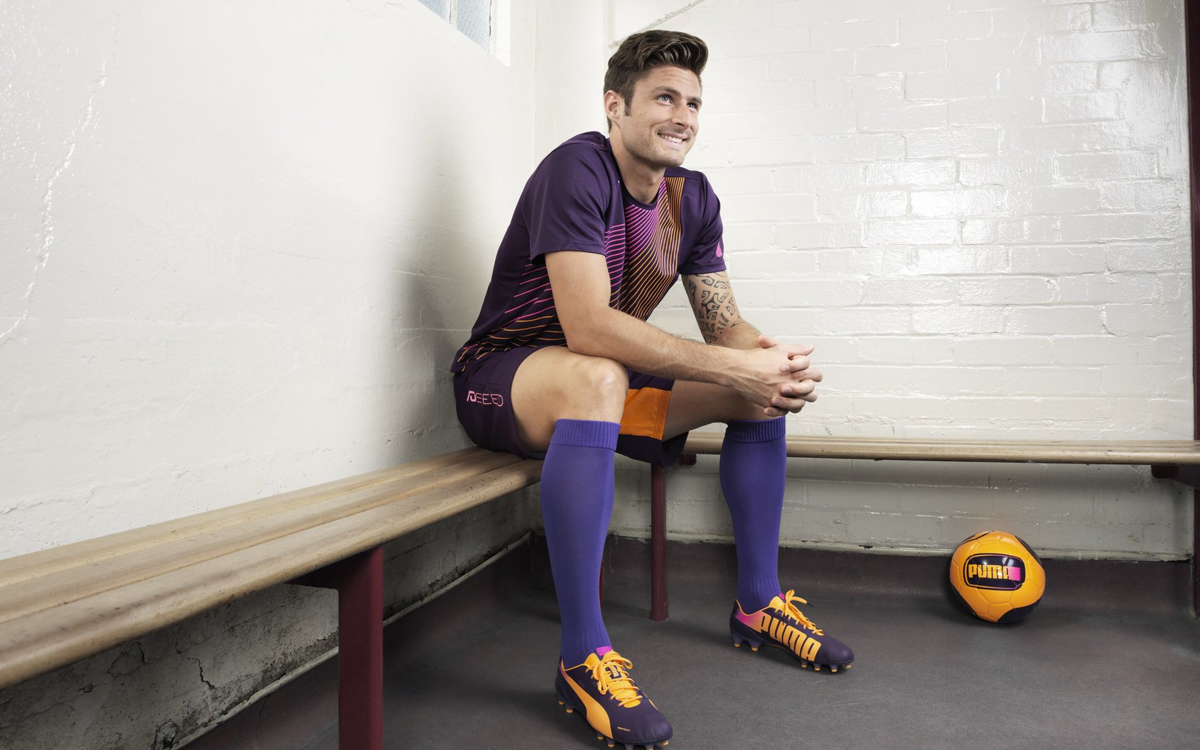 跨界之夜，当禁区之王苏亚雷斯在NBA季后赛的舞台上绽放